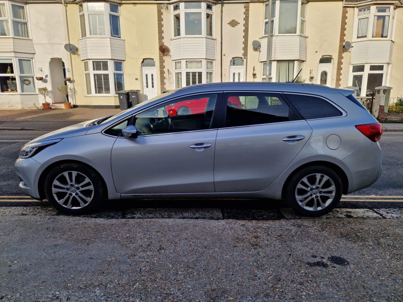 KIA Creed 1.6 CRDi 2014